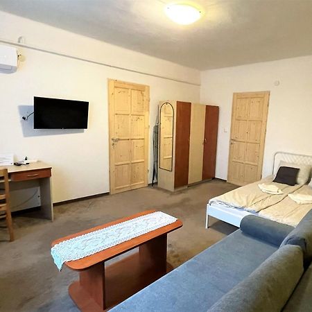 Evi Apartman Erlau Exterior foto